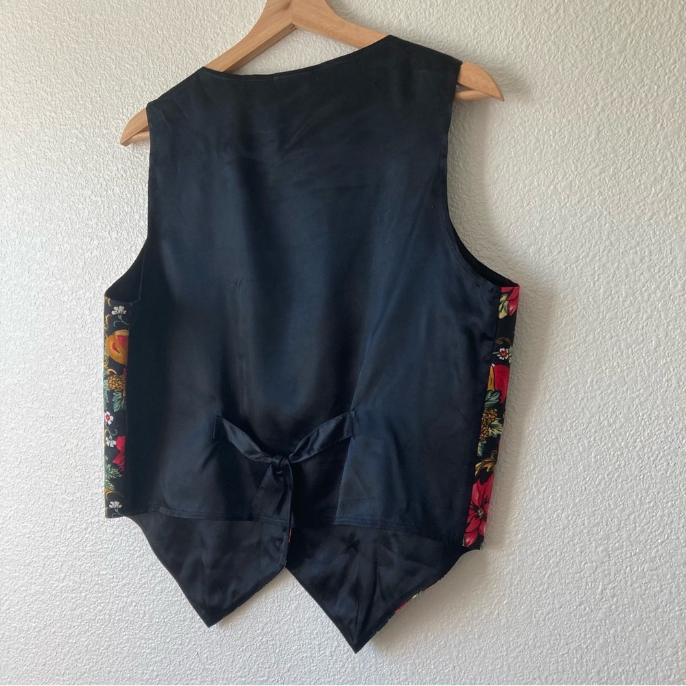 Vintage Boho Vest Novelty Christmas Holiday Floral Medium Black Red Cottagecore - Picture 12 of 16